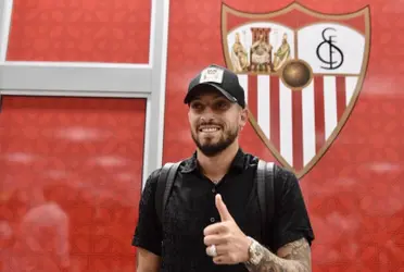 Alex Telles will play with Sevilla FC until the end of the 2022/23 season