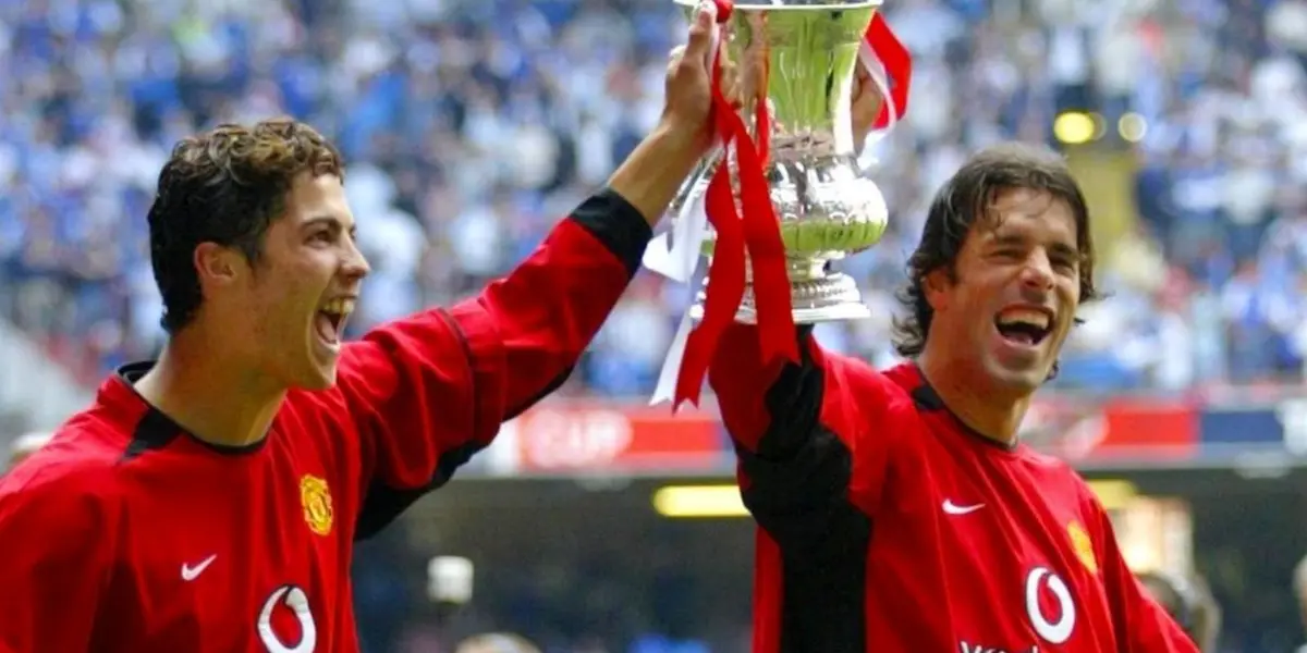 Ruud Van Nistelroy was one of the most outstanding strikers in the Premier League back in the days