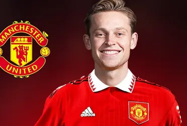 Frenkie de Jong decided to talk about his possible arrival to Manchester United in the following season.