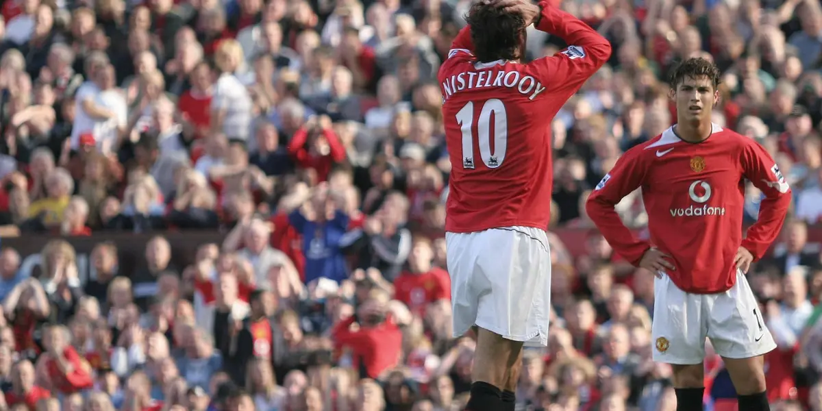 Manchester United legend Ruud van Nistelrooy explains the Cristiano Ronaldo fight.