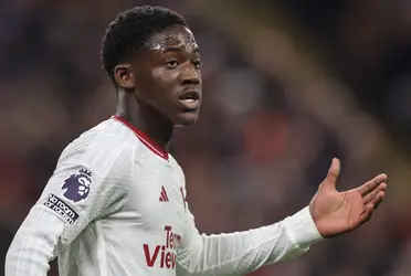 Manchester United might be looking to give more playing time to the young player right now.