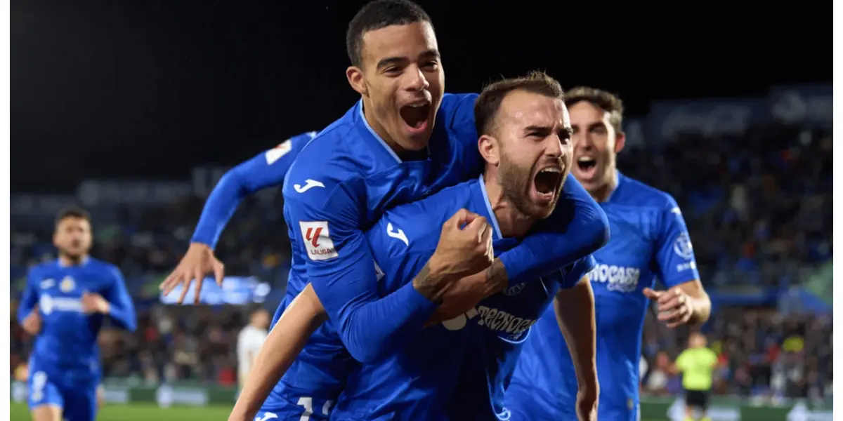 Manchester United might have the need to sell the striker right now.