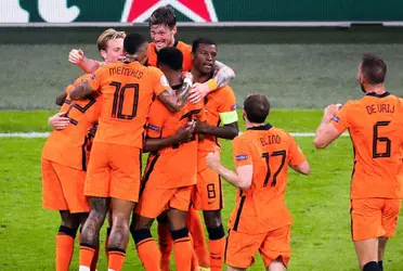 This Midfielder is happy at his current club and does not want to leave