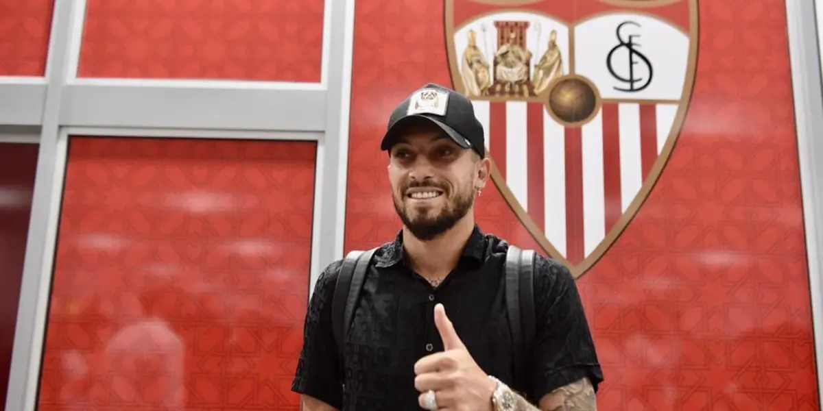 Alex Telles will play with Sevilla FC until the end of the 2022/23 season