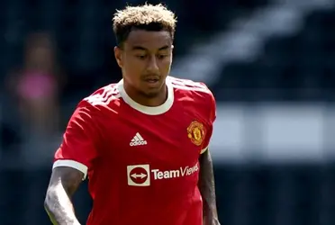 Jesse Lingard now has several offers on the table that would force him to face Manchester United in this Premier League season.