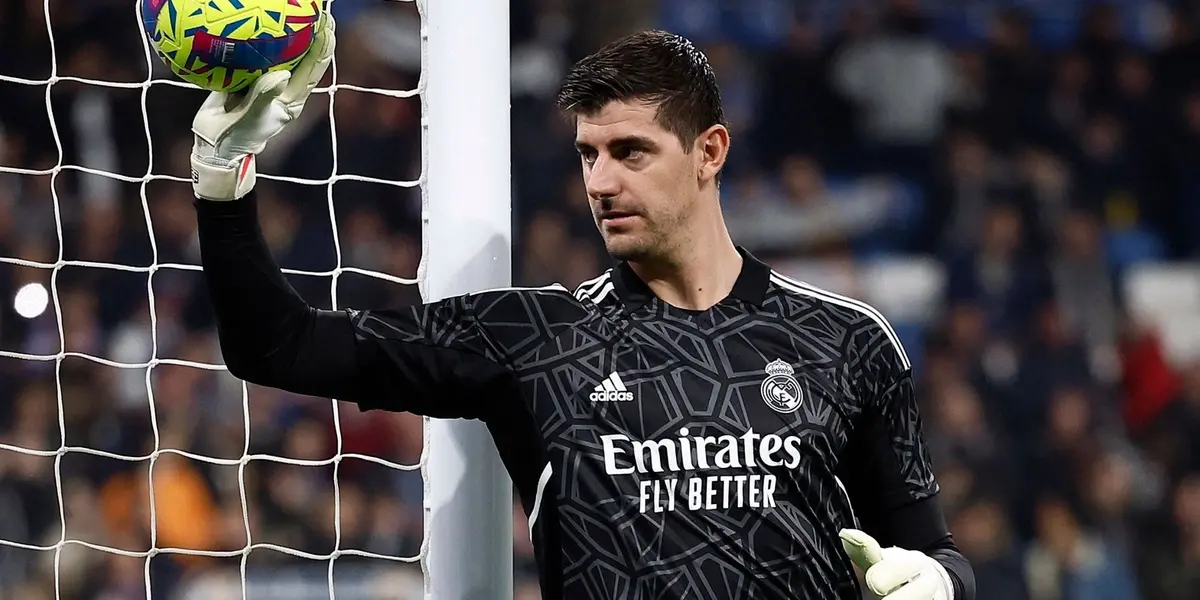 Manchester United could ready to offer Thibaut Courtois this millionaire offer to sign the belgian goalkeeper. 