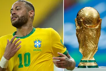 Once a World Cup winner for Brazil, now he is expecting that Neymar actually reaches Manchester United.