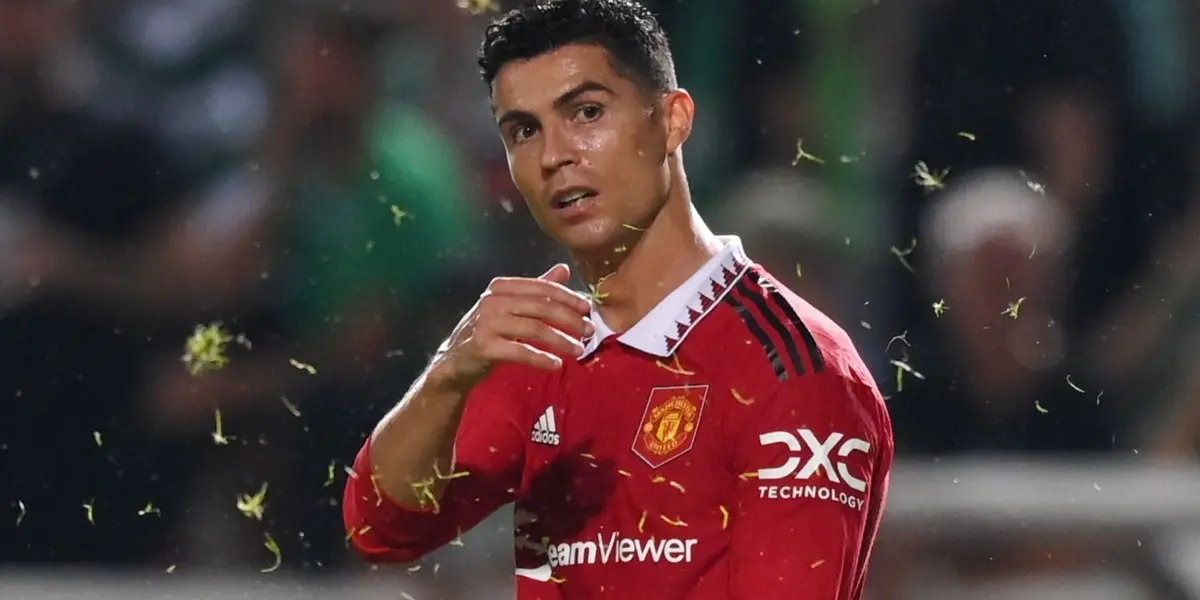 Sources close to Carrington have reported that Cristiano is unhappy with the Dutchman's coaching style.