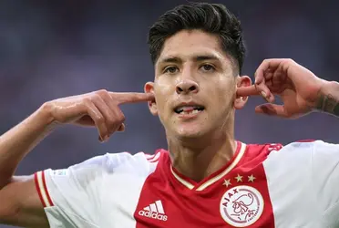 The Red Devils are in the conversation to acquire the services of the player who is a big star in Ajax's midfield.