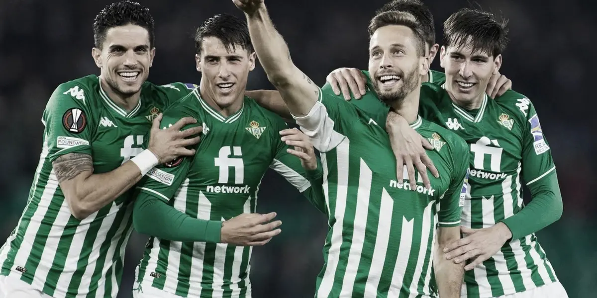 The Red Devils are looking for a Real Betis midfielder